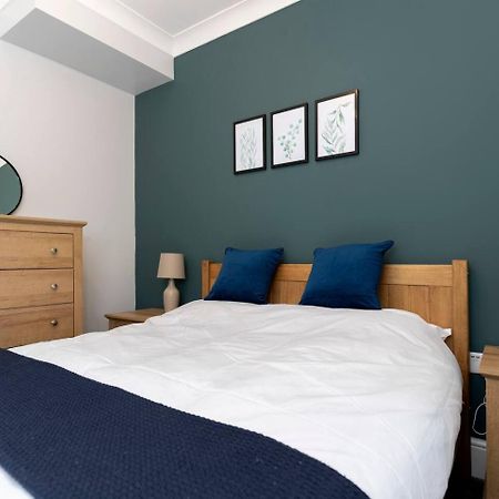 Modern 2 Bedroom Perfect For Family Friends And Workers Саут-Шилдс Екстер'єр фото