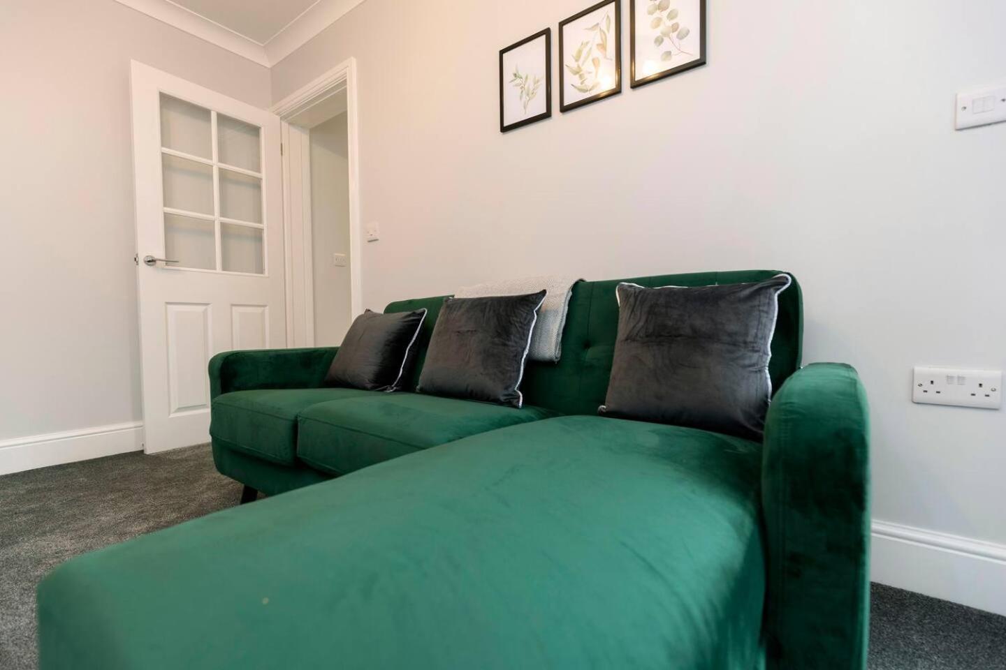 Modern 2 Bedroom Perfect For Family Friends And Workers Саут-Шилдс Екстер'єр фото