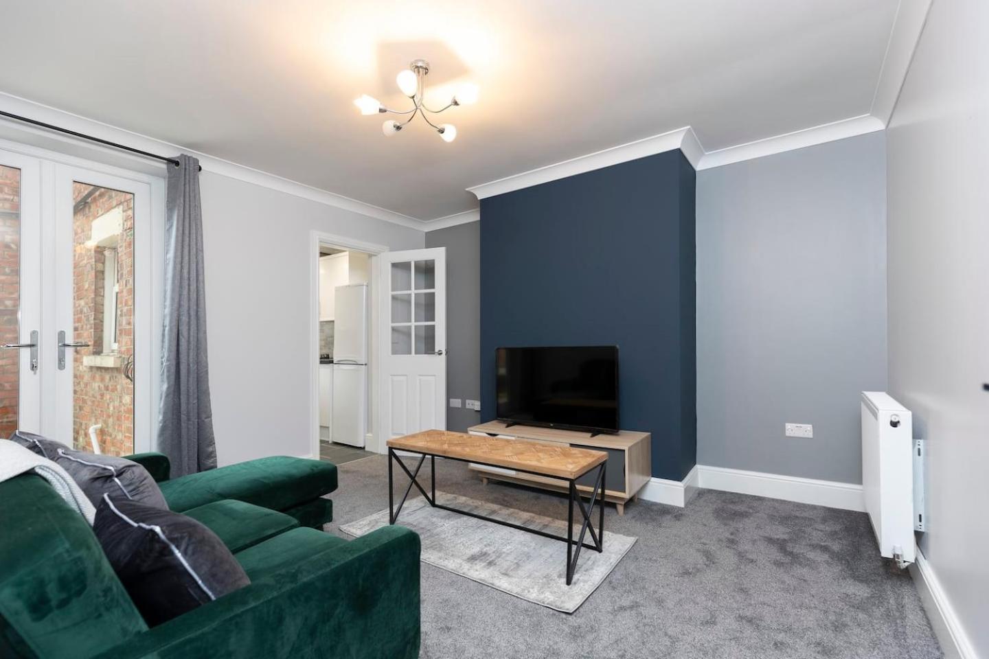 Modern 2 Bedroom Perfect For Family Friends And Workers Саут-Шилдс Екстер'єр фото